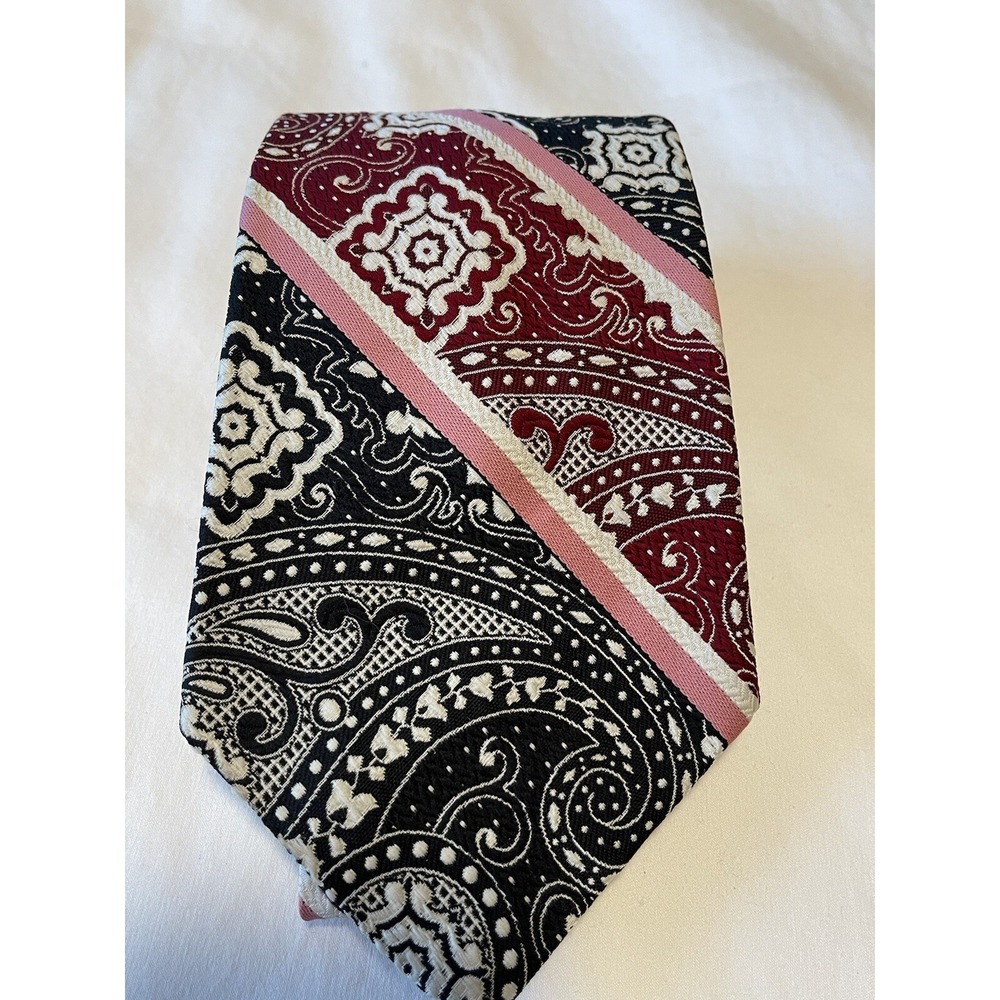 Neck‎ Tie Qiana Nylon- pink, white, navy, red From May Co. Very Unique Pattern!